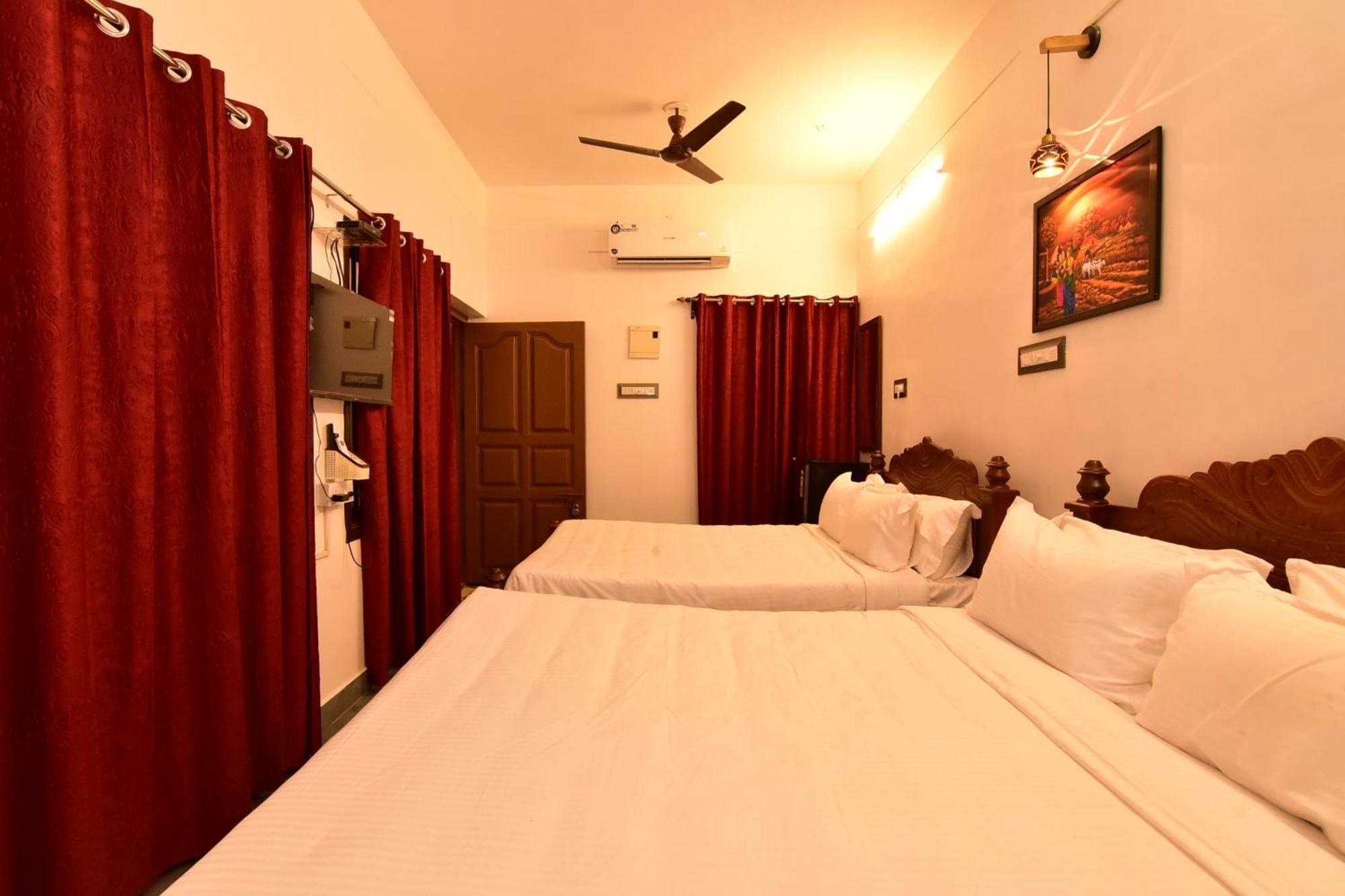 Chez Linda Home Stay Puducherry Zewnętrze zdjęcie
