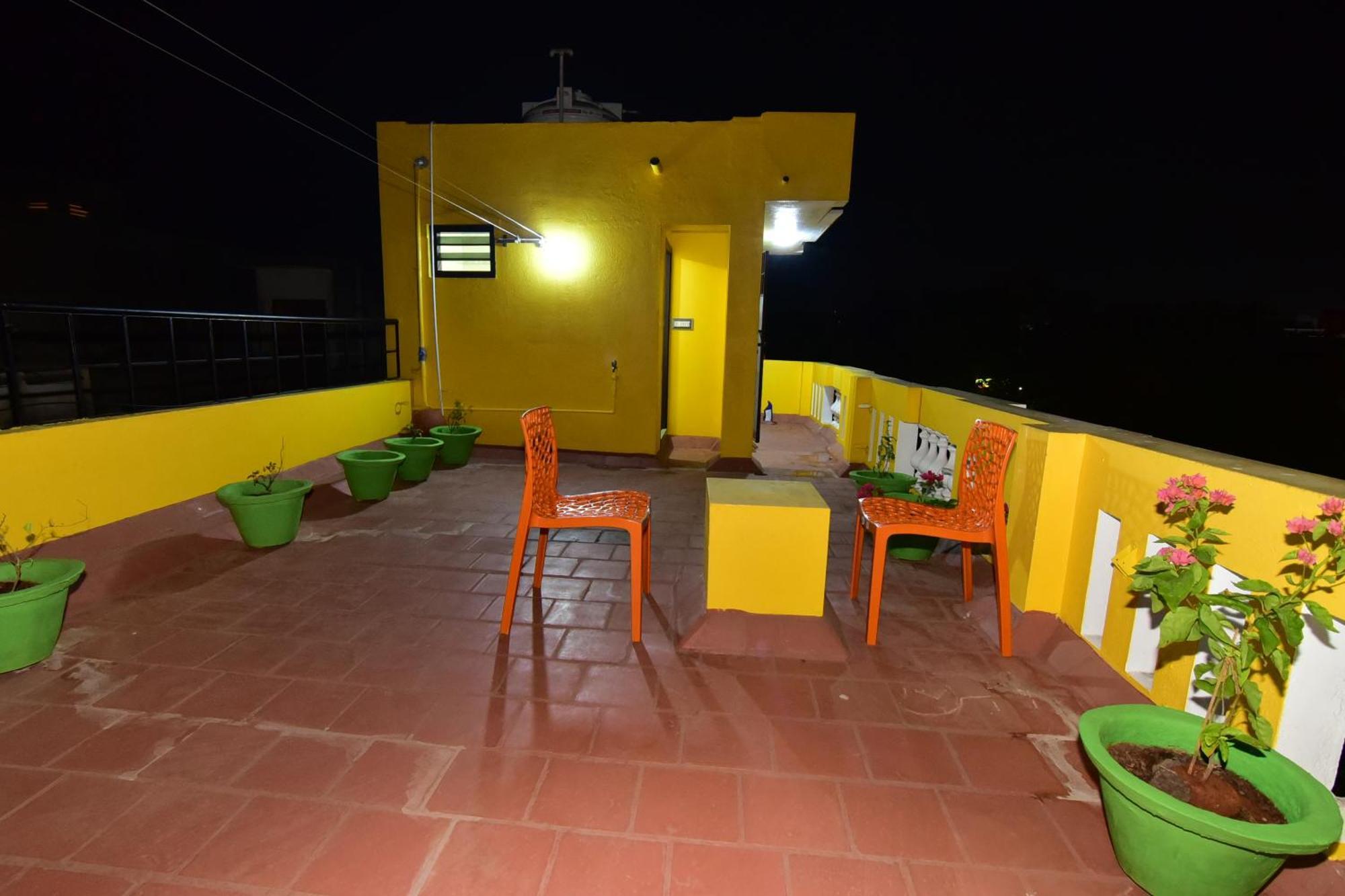 Chez Linda Home Stay Puducherry Zewnętrze zdjęcie